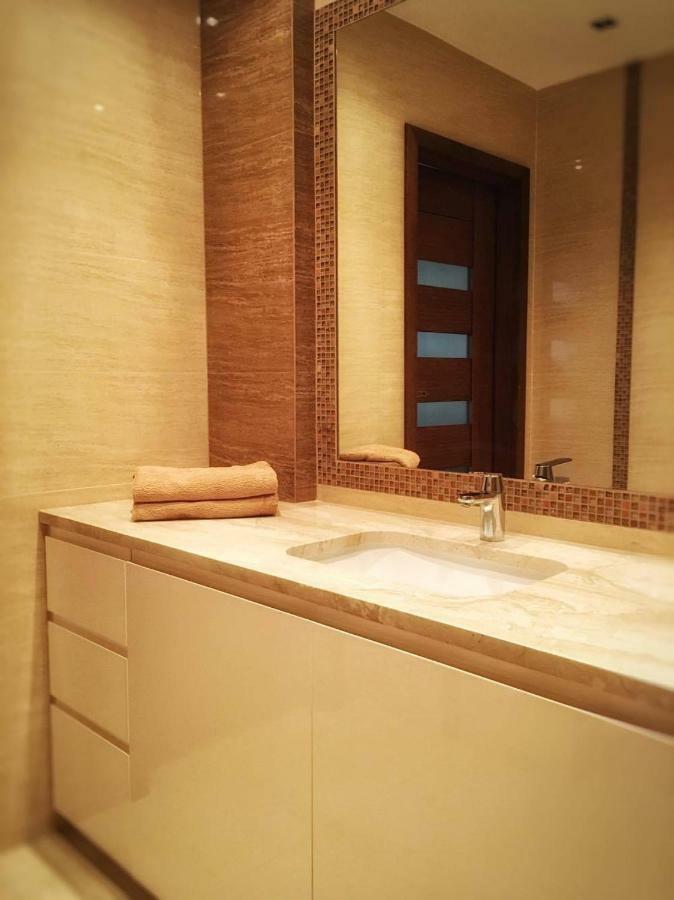Apartament Vincent Metro 83 M2 Lägenhet Warszawa Exteriör bild