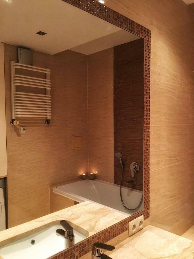 Apartament Vincent Metro 83 M2 Lägenhet Warszawa Exteriör bild