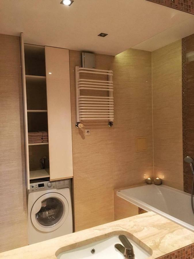 Apartament Vincent Metro 83 M2 Lägenhet Warszawa Exteriör bild