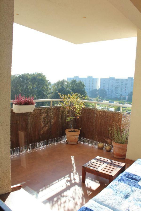 Apartament Vincent Metro 83 M2 Lägenhet Warszawa Exteriör bild